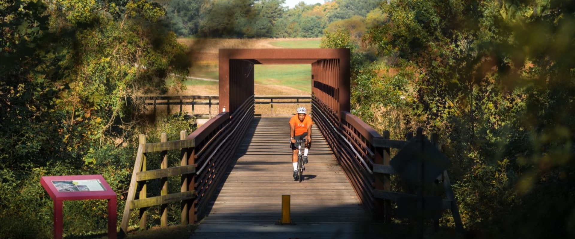 Exploring User-generated Touring Resources